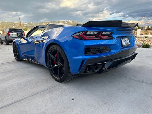Used 2024 Chevrolet Corvette E-Ray w/ ZER Performance Package AWD/4WD image 11