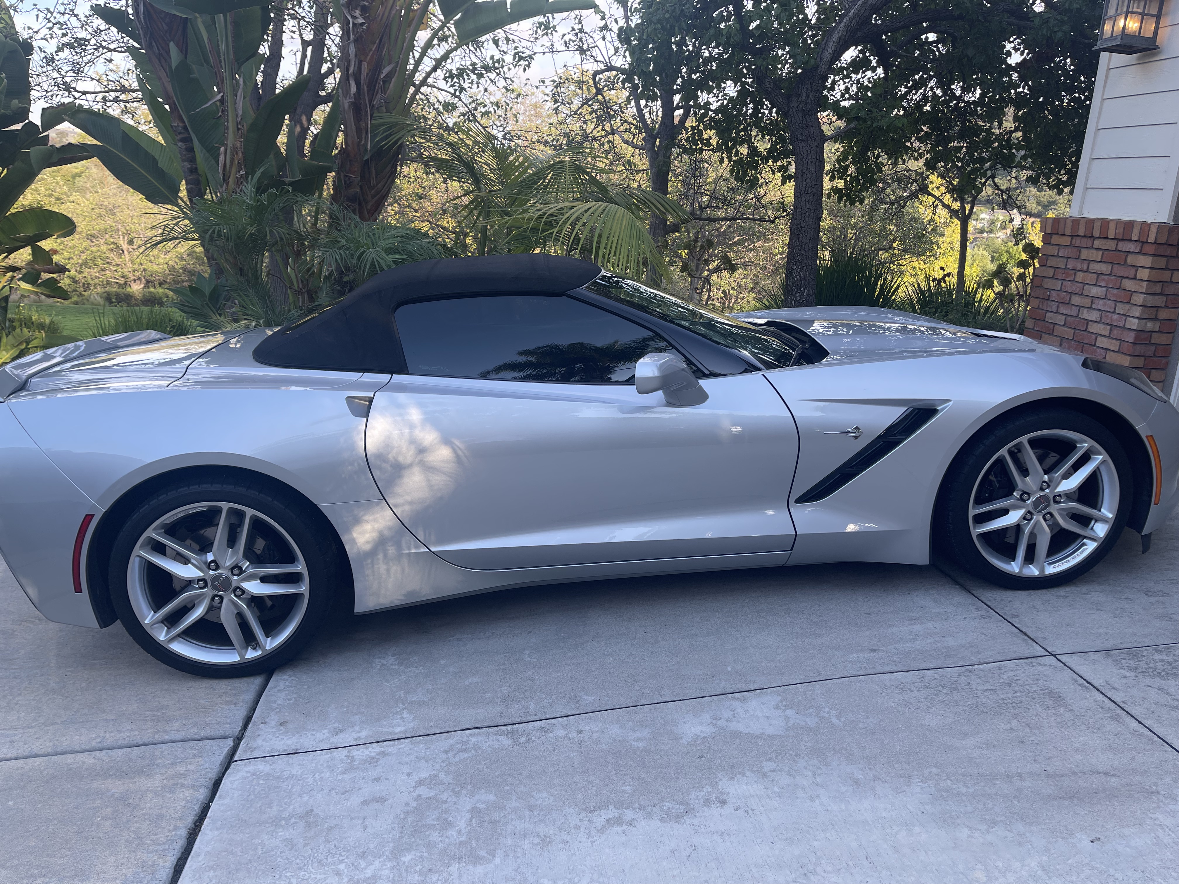 Used 2015 Chevrolet Corvette Stingray Convertible w/ 3LT Preferred Equipment Group RWD image 15