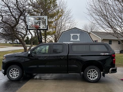 Used 2019 Chevrolet Silverado 1500 LT w/ All-Star Edition image 2