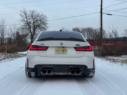 Used 2023 BMW M3 Competition w/ M Carbon Exterior Package image 5