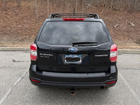 Used 2015 Subaru Forester 2.5i Premium w/ All-Weather Package image 5
