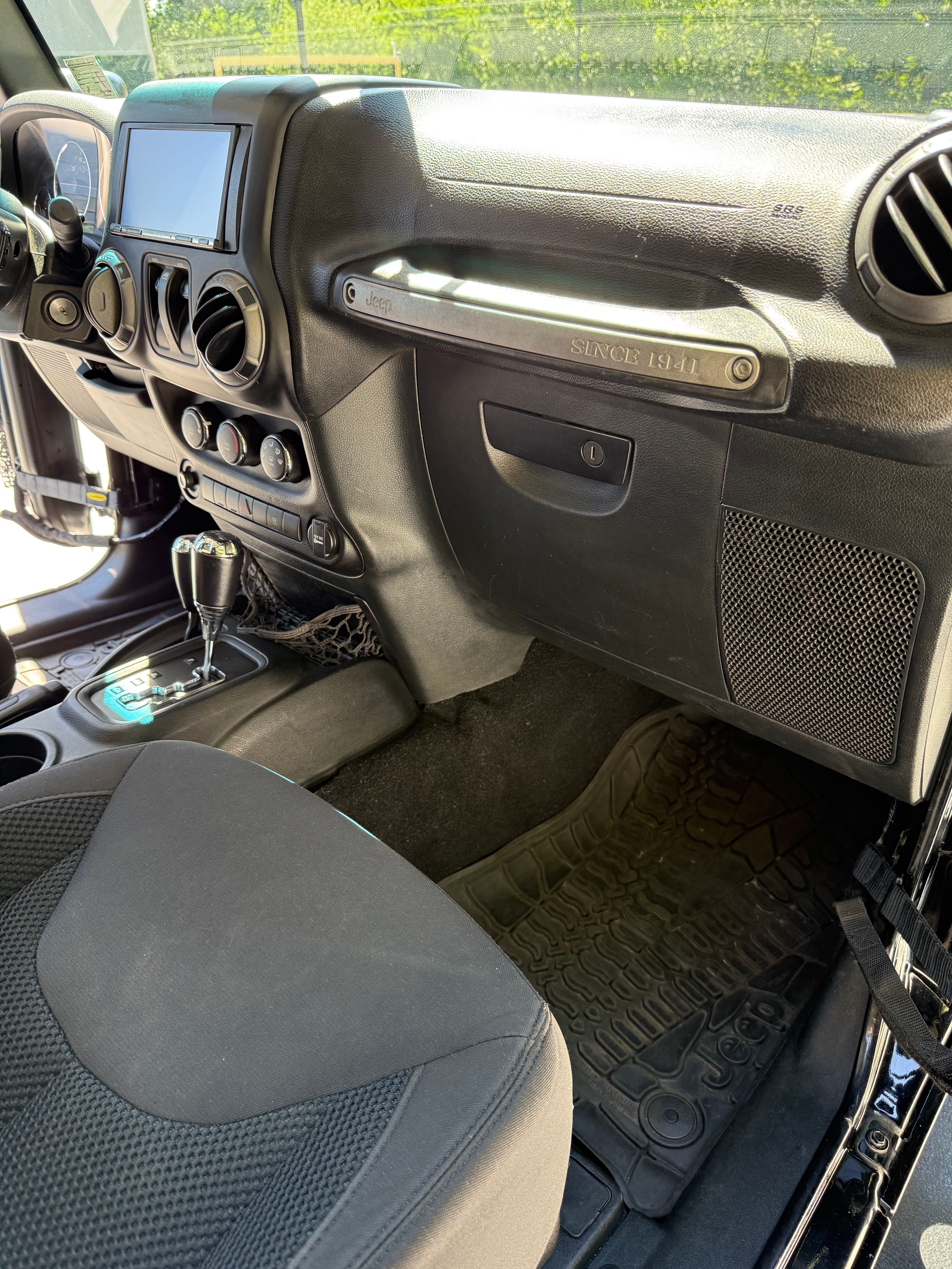 Used 2017 Jeep Wrangler Sport AWD/4WD image 20