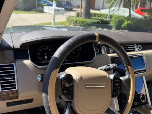 Used 2019 Land Rover Range Rover HSE image 5