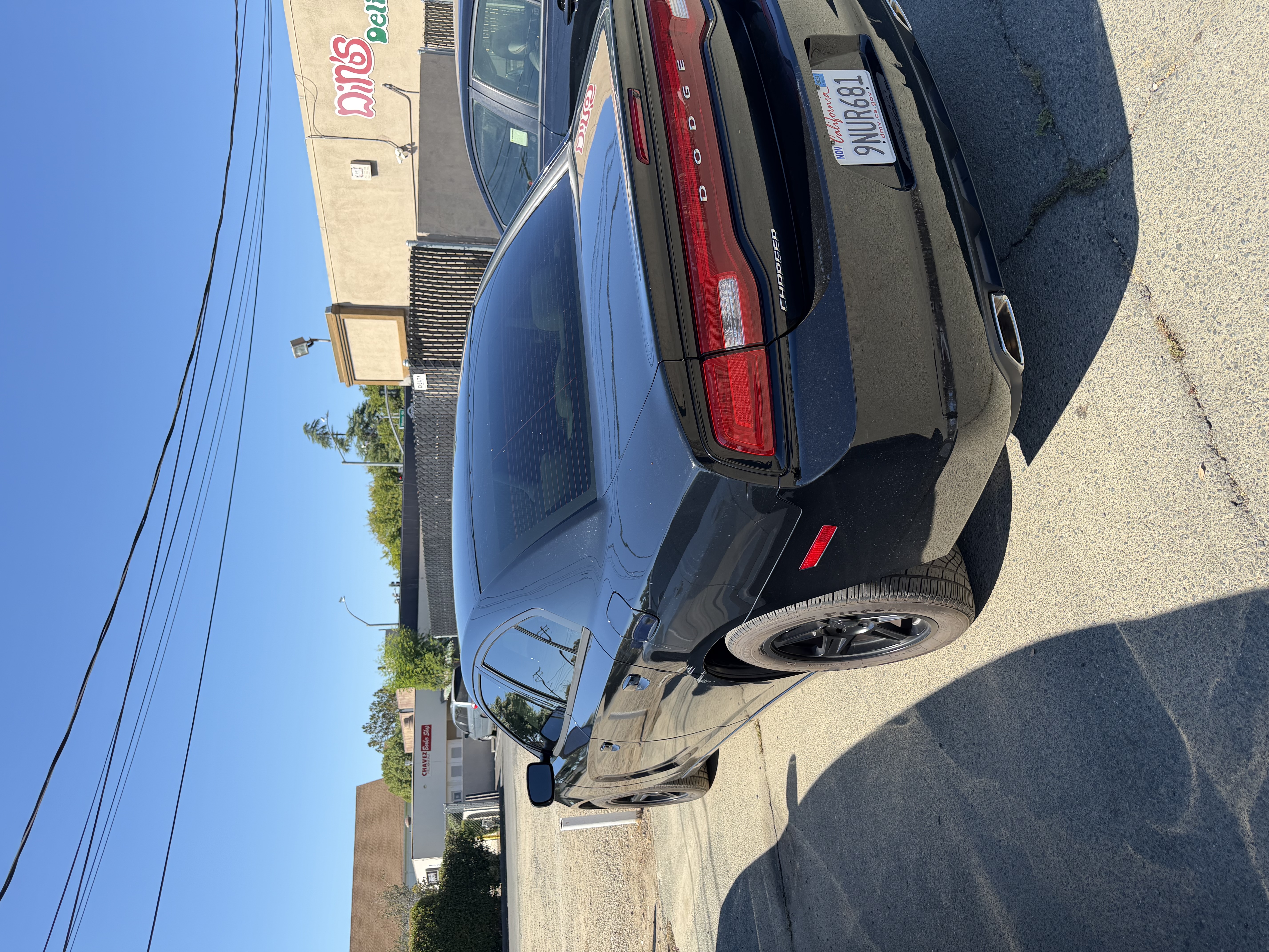 Used 2014 Dodge Charger SE RWD image 4