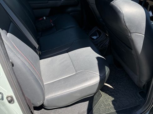 Used 2021 Toyota Tacoma TRD Pro AWD/4WD image 9