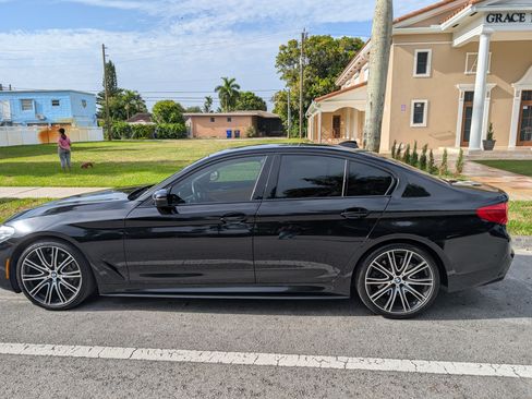 Used 2019 BMW 540i w/ M Sport Package RWD image 4