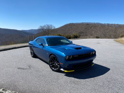 Used 2021 Dodge Challenger R/T Scat Pack image 7