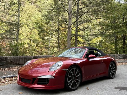 Used 2014 Porsche 911 Carrera S RWD image 10