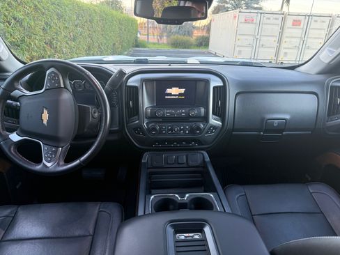 Used 2018 Chevrolet Silverado 1500 LTZ w/ LTZ Plus Package image 7