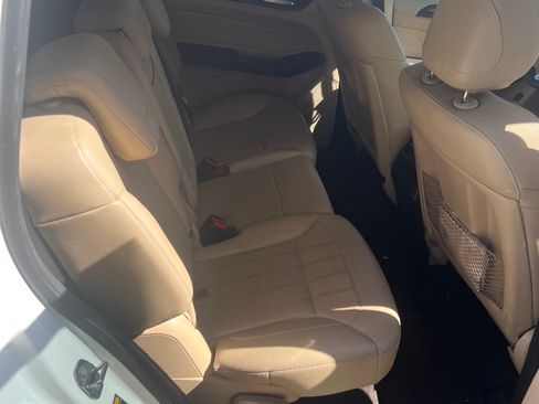 Used 2019 Mercedes-Benz GLS 450 4MATIC image 20