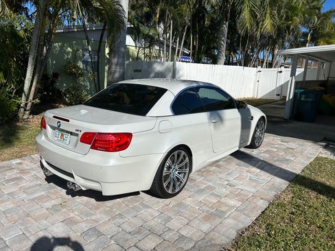 Used 2012 BMW M3 Convertible RWD image 4