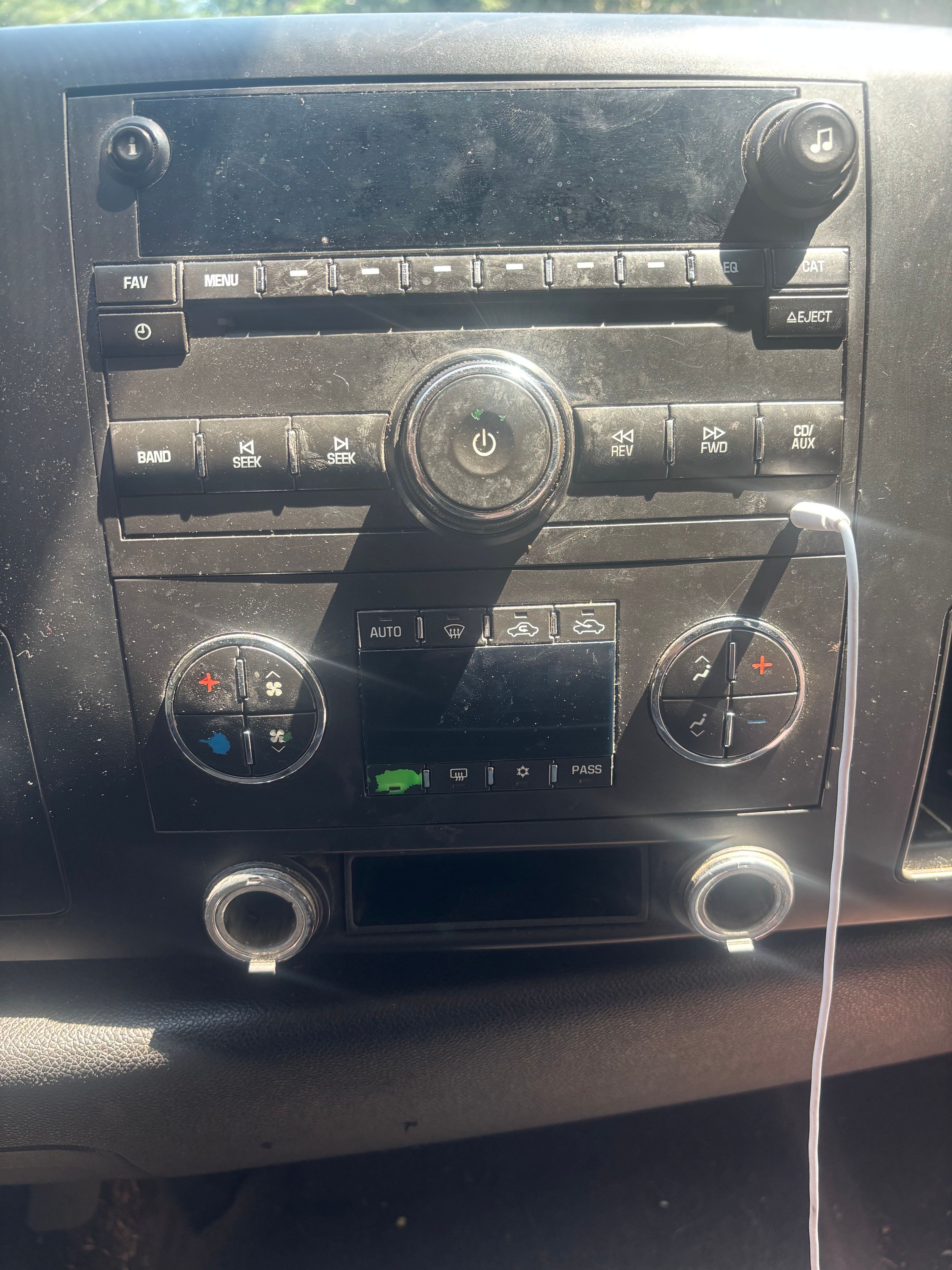 Used 2008 Chevrolet Silverado 1500 LT w/ Power Pack Plus AWD/4WD image 12