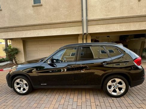 Used 2015 BMW X1 sDrive28i image 2