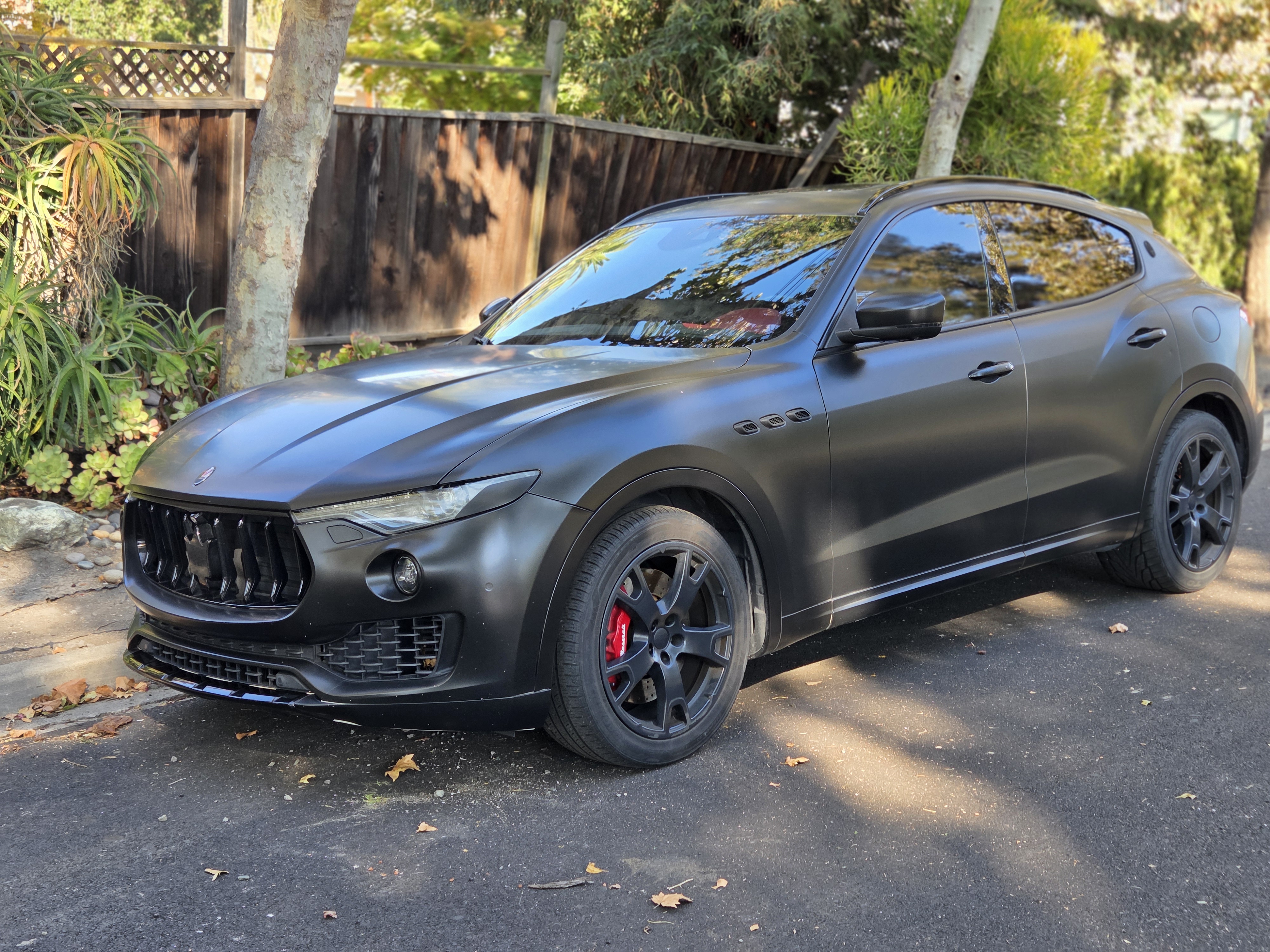 Used 2017 Maserati Levante S AWD/4WD image 1