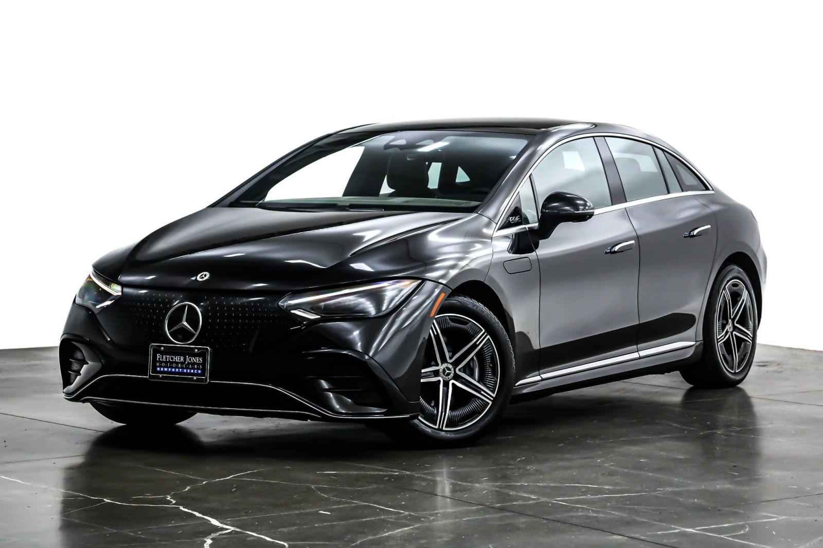 Used 2023 Mercedes-Benz EQE 500 4MATIC Sedan image 1