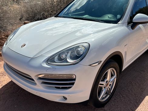 Used 2014 Porsche Cayenne Diesel Platinum Edition AWD/4WD image 5