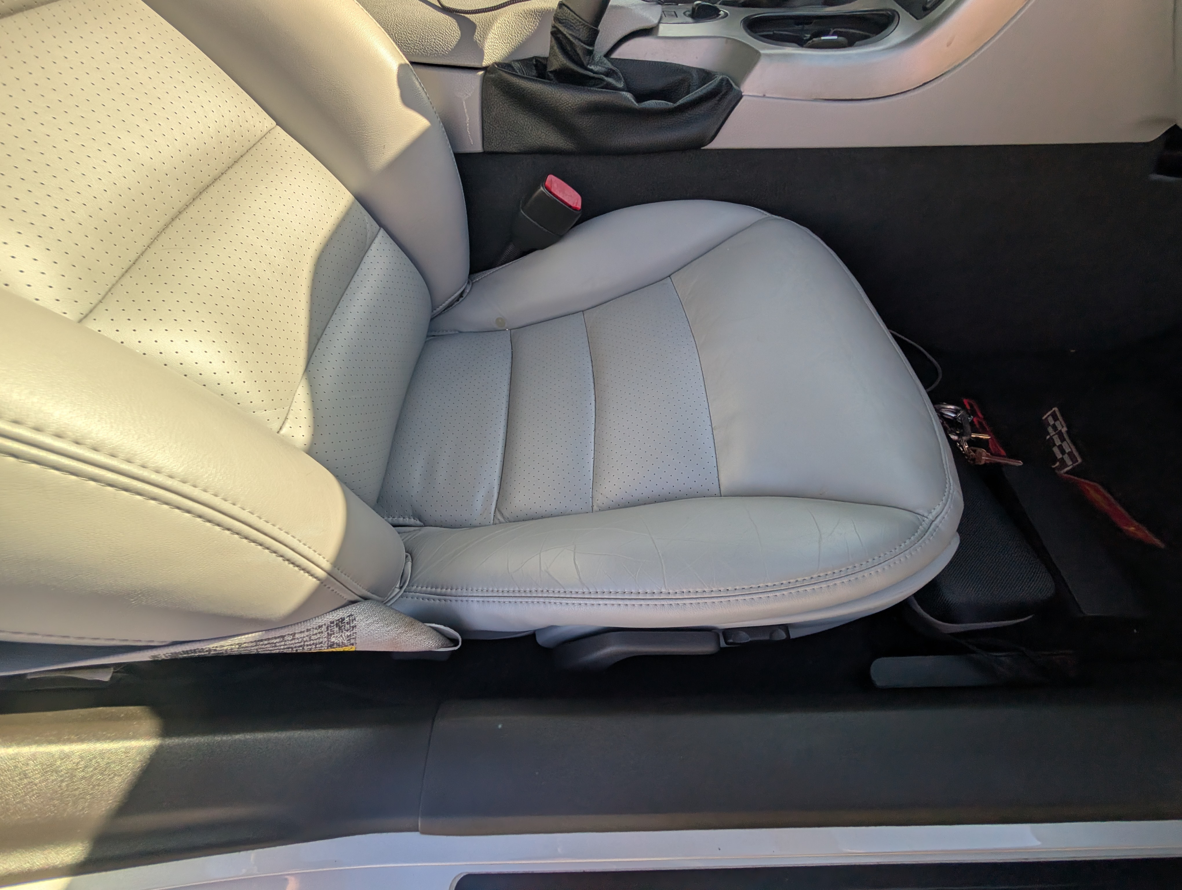 Used 2005 Chevrolet Corvette Convertible w/ Preferred Equipment Group RWD image 16