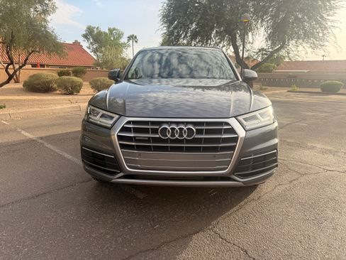 Used 2019 Audi Q5 2.0T Premium Plus w/ Premium Plus Package AWD/4WD image 5