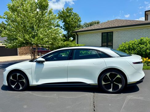 Used 2023 Lucid Air Touring image 14