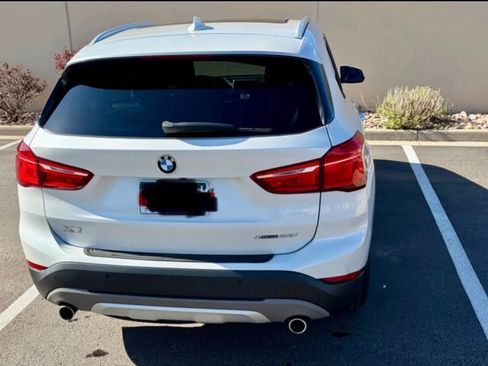 Used 2019 BMW X1 xDrive28i w/ Convenience Package AWD/4WD image 4