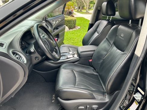 Used 2013 INFINITI JX35 FWD w/ Premium Pkg image 24
