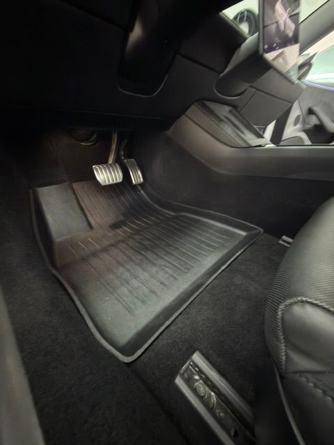 Used 2024 Tesla Model 3 Performance AWD/4WD image 21