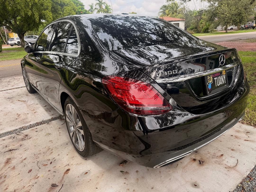 Used 2019 Mercedes-Benz C 300 Sedan image 5