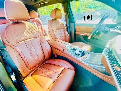 Used 2023 BMW X7 xDrive40i w/ Executive Package AWD/4WD image 29