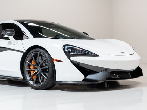 Used 2019 McLaren 570S Coupe image 10