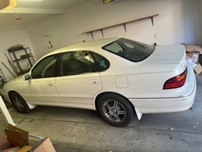Used 1999 Toyota Avalon XLS