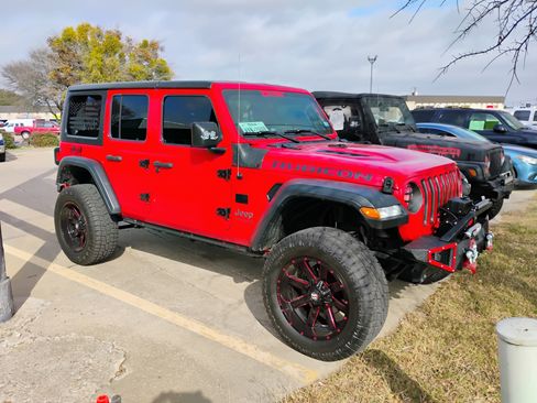 Used 2019 Jeep Wrangler Unlimited Rubicon image 1