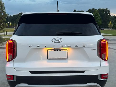 Used 2021 Hyundai Palisade SEL w/ Convenience Package AWD/4WD image 6