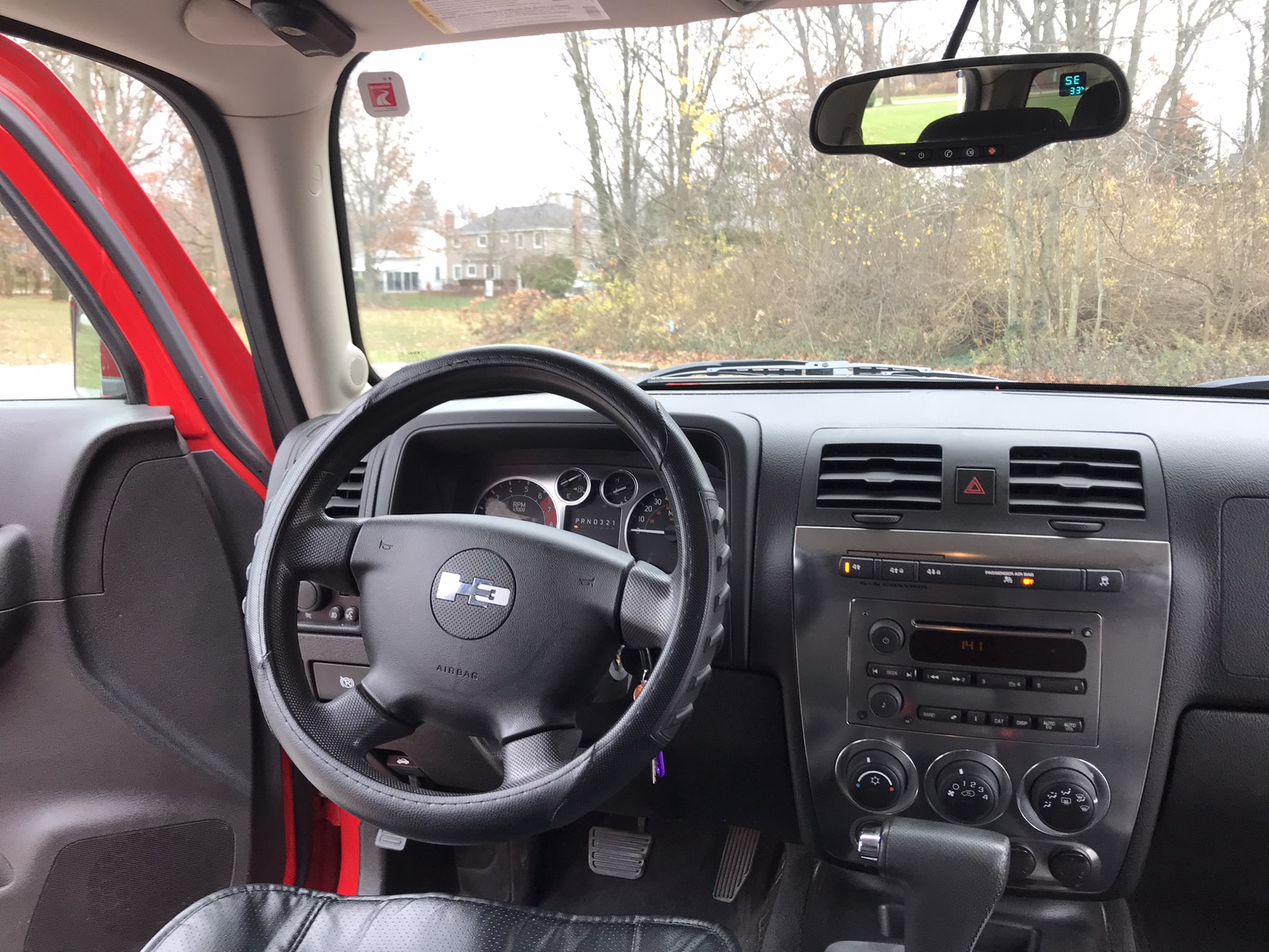 Used 2009 HUMMER H3T w/ Appearance Package AWD/4WD image 15