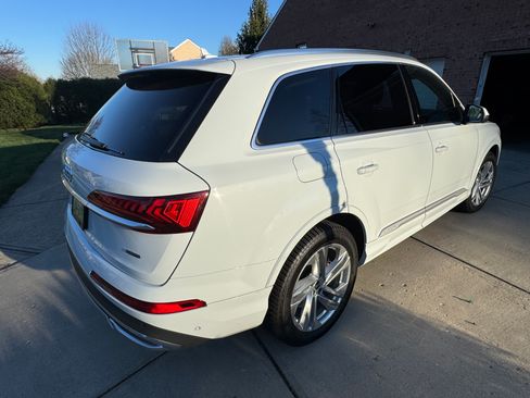 Used 2022 Audi Q7 3.0T Premium Plus image 5