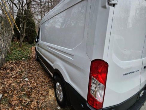 Used 2019 Ford Transit 150 148 Medium Roof image 9