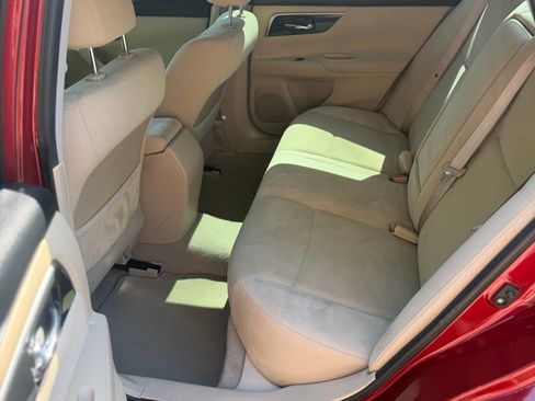 Used 2014 Nissan Altima 2.5 SV image 13