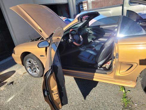 Used 1997 Ford Mustang GT image 11