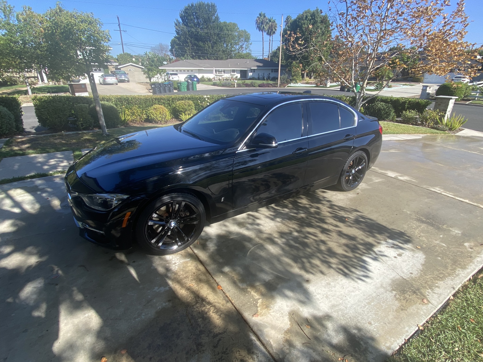 Used 2017 BMW 330e RWD image 2