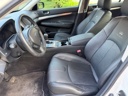 Used 2013 INFINITI G37 x Sedan w/ Premium Pkg AWD/4WD image 17
