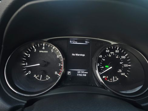 Used 2015 Nissan Rogue SV AWD/4WD image 17