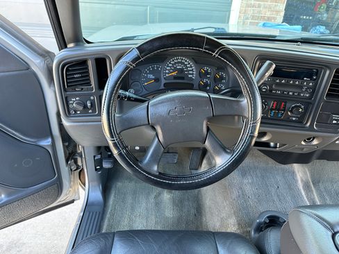 Used 2003 Chevrolet Silverado 1500 LS image 20