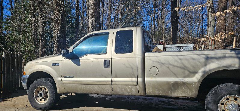 Used 2001 Ford F350 4x4 SuperCab Super Duty image 4