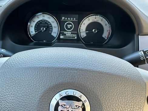 Used 2009 Jaguar XF Premium image 2