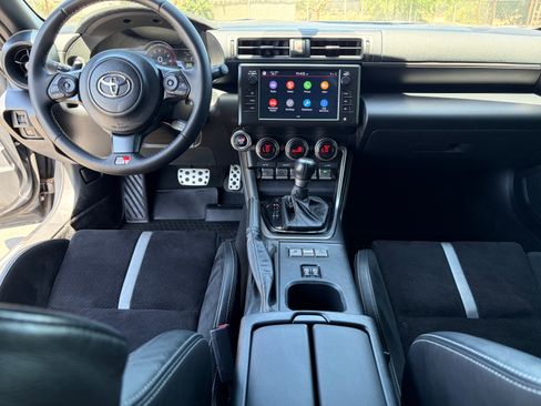Used 2024 Toyota GR86 Premium w/ Performance Package RWD image 2