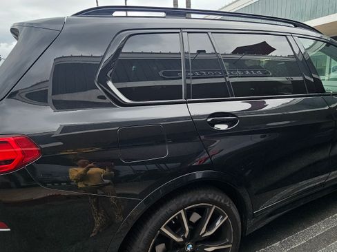 Used 2022 BMW X7 xDrive40i w/ M Sport Package image 8