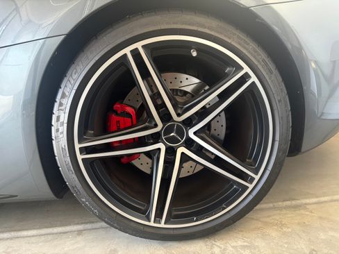Used 2020 Mercedes-Benz AMG GT C image 16