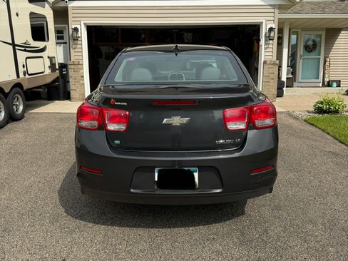 Used 2015 Chevrolet Malibu LT w/ Power Convenience Package FWD image 5
