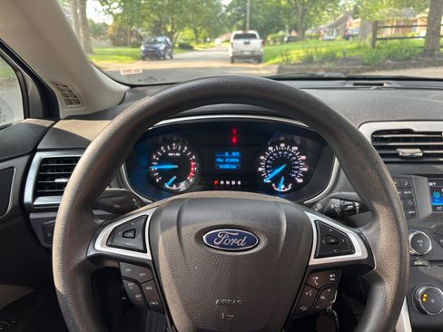 Used 2015 Ford Fusion S FWD image 13