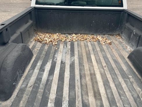 Used 1999 Chevrolet Silverado 2500 LS w/ Snow Plow Prep Pkg image 11