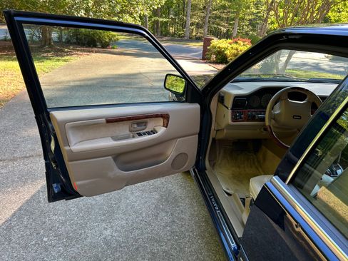Used 1998 Volvo S90 RWD image 10